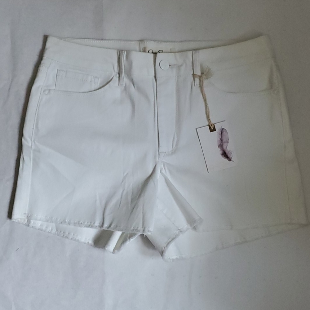 Jessica Simpson stretch light weight short..sz 28